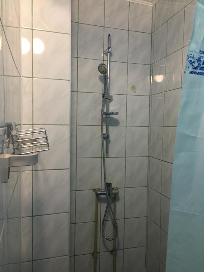 Apartment On Stefanyka 42/5 แบรฮอฟ ภายนอก รูปภาพ